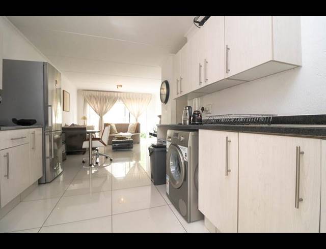 2 BEDROOM APARTMENT FOR SALE IN BEVERLEY